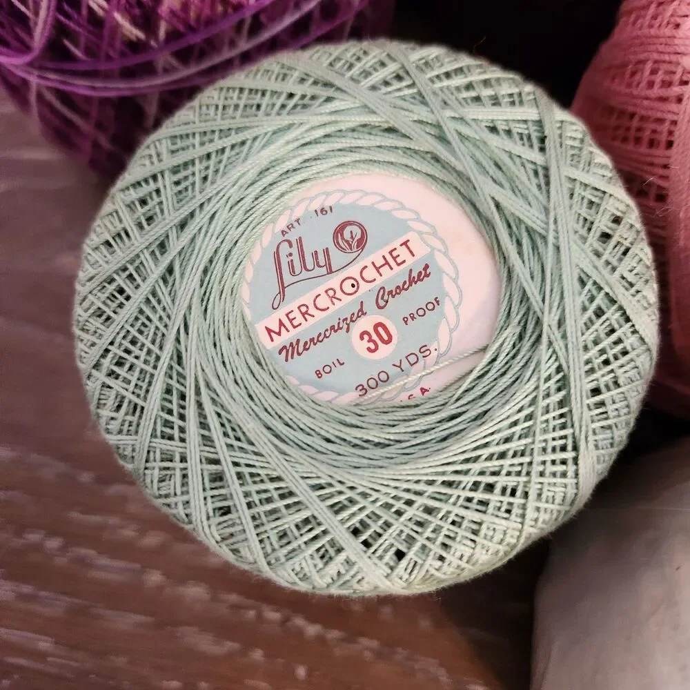 Vintage Mixed of 12 Crochet Thread Remnant Spools by Lily, JP Coats, Etc.